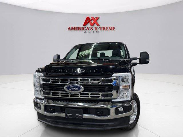 Used 2025 Ford F250 XLT AWD/4WD image 2
