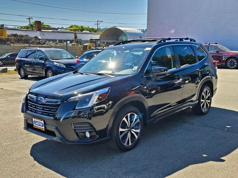 Used 2023 Subaru Forester Limited AWD/4WD image 7