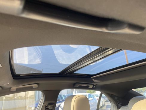 Used 2018 Cadillac CTS Luxury image 8