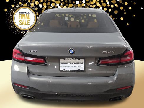 Used 2022 BMW 530i xDrive w/ M Sport Package image 7