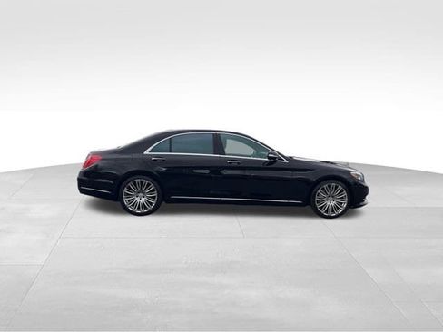 Used 2017 Mercedes-Benz S 550 Sedan image 6