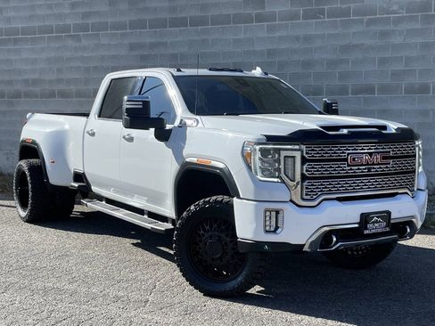 Used 2021 GMC Sierra 3500 Denali w/ Denali Ultimate Package AWD/4WD image 1