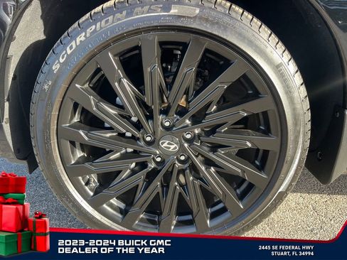 Used 2025 Hyundai Santa Fe Calligraphy image 9