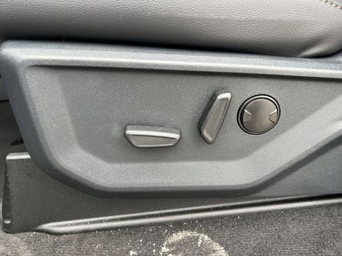 New 2026 Ford F350 Lariat w/ Lariat Ultimate Package image 14