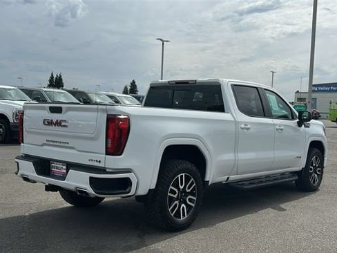 Used 2020 GMC Sierra 1500 AT4 w/ AT4 Premium Package AWD/4WD image 3