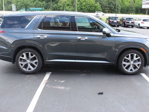 Used 2022 Hyundai Palisade SEL w/ Convenience Package FWD image 5