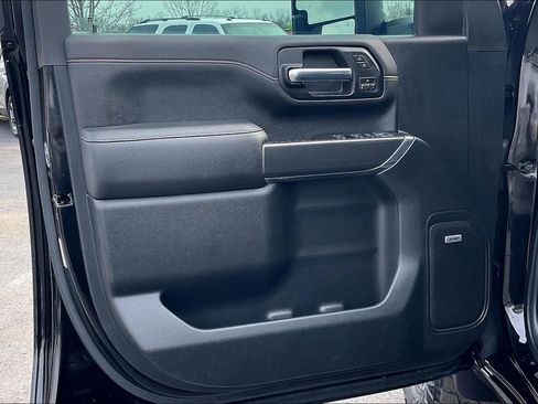 Used 2020 GMC Sierra 3500 AT4 w/ AT4 Premium Package image 23