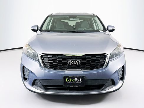 Used 2020 Kia Sorento LX FWD image 2