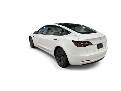 Certified 2023 Tesla Model 3 Standard Range RWD image 4