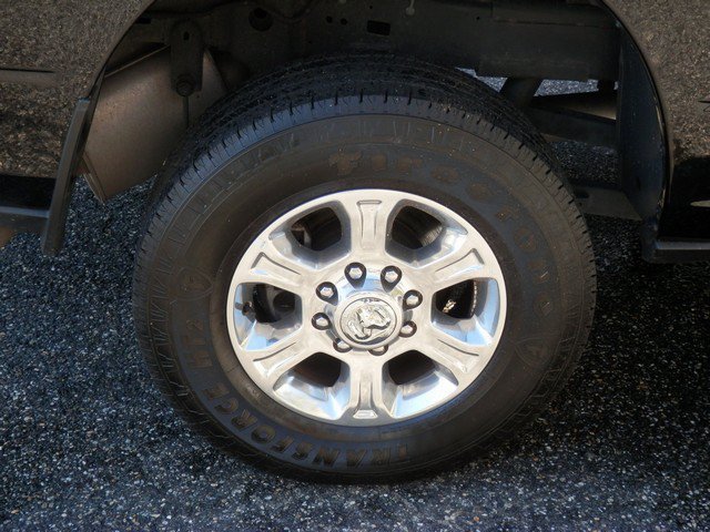 Used 2024 RAM 2500 Big Horn AWD/4WD image 11