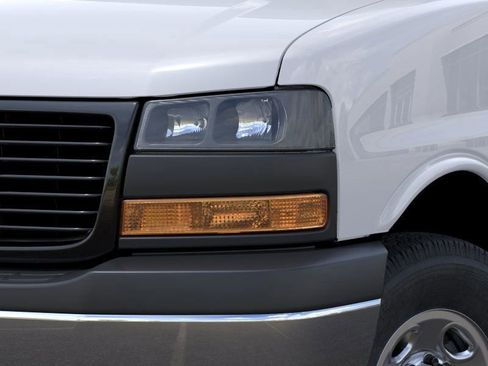 New 2025 GMC Savana 3500 1WT w/ Power Convenience Package image 34