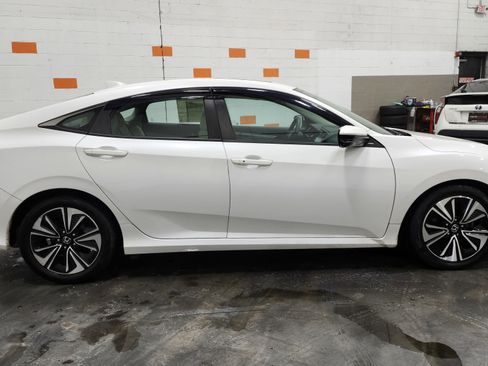 Used 2016 Honda Civic EX-T image 17