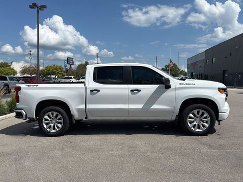 Used 2024 Chevrolet Silverado 1500 Custom w/ LPO, Dark Essentials Package AWD/4WD image 2