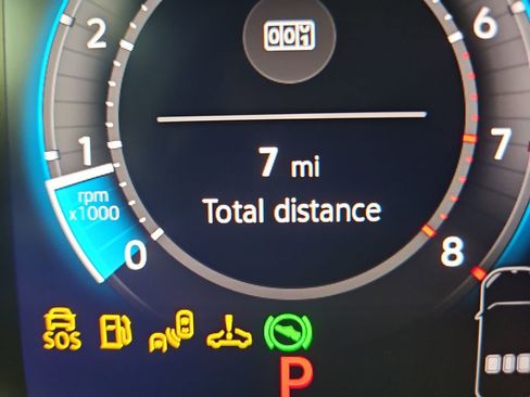 New 2025 Volkswagen Tiguan S image 16