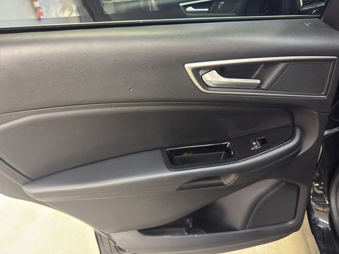 Used 2015 Ford Edge SEL w/ Equipment Group 201A image 26