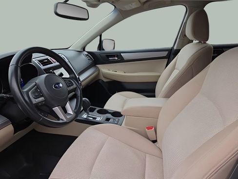 Used 2016 Subaru Outback 2.5i Premium image 9