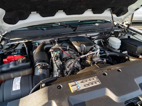 Used 2007 Chevrolet Silverado 3500 LT w/ 1LT Audio Package AWD/4WD image 26