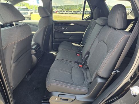New 2026 Honda Pilot Sport image 12