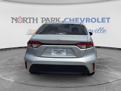 Used 2024 Toyota Corolla LE FWD image 6