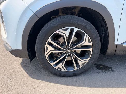 Used 2019 Hyundai Santa Fe AWD image 10