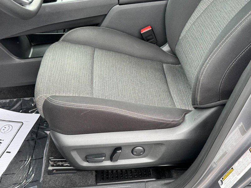Used 2022 Nissan Rogue SV FWD image 22