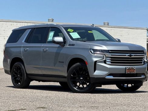 Used 2023 Chevrolet Tahoe High Country w/ LPO, Illumination Package AWD/4WD image 2