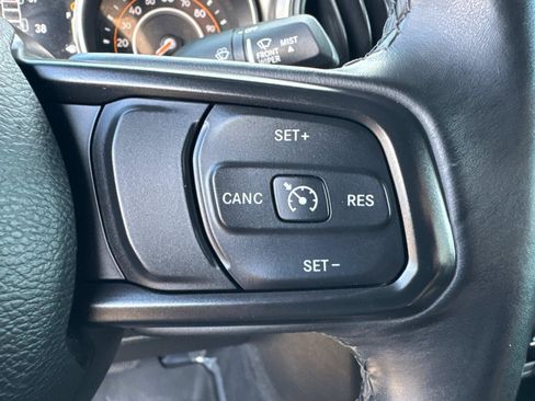 Used 2021 Jeep Wrangler Unlimited Sport AWD/4WD image 28