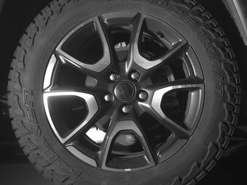 Used 2025 Jeep Compass Trailhawk image 15