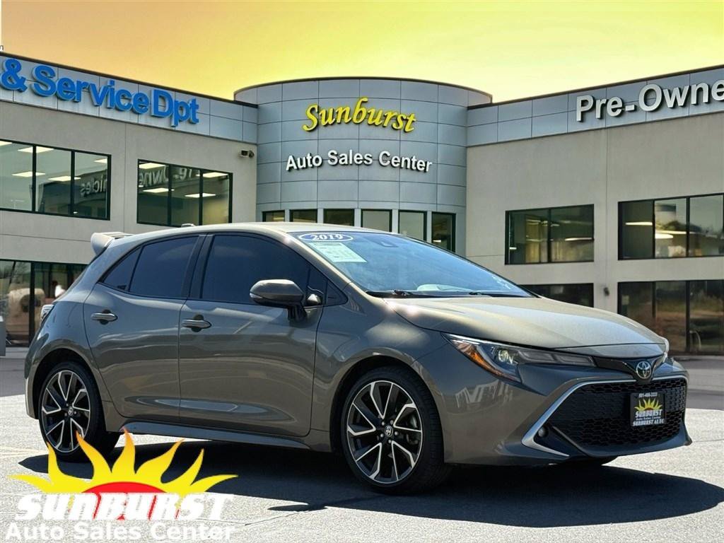 Used 2019 Toyota Corolla XSE FWD image 1