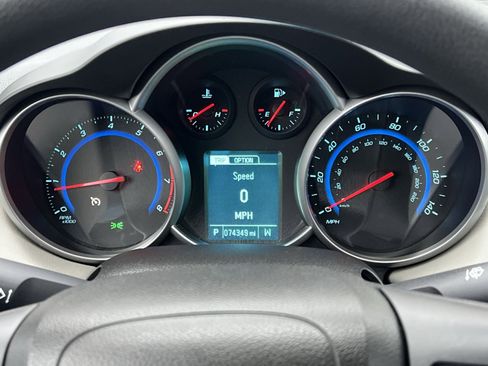 Used 2016 Chevrolet Cruze LT w/ Technology Package image 15