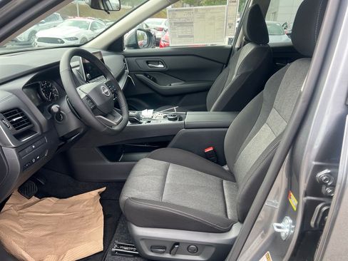 New 2026 Nissan Rogue SV w/ Cold Weather Package image 10