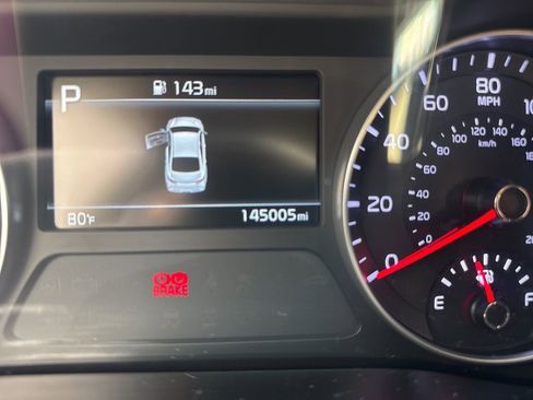 Used 2022 Kia Forte LXS w/ LXS Technology Package image 8