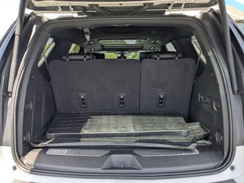Used 2021 Chevrolet Tahoe High Country w/ Premium Package RWD image 13