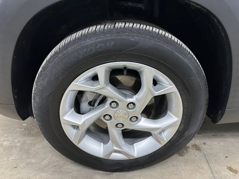 Certified 2024 Chevrolet Trax LS w/ LS Convenience Package image 31