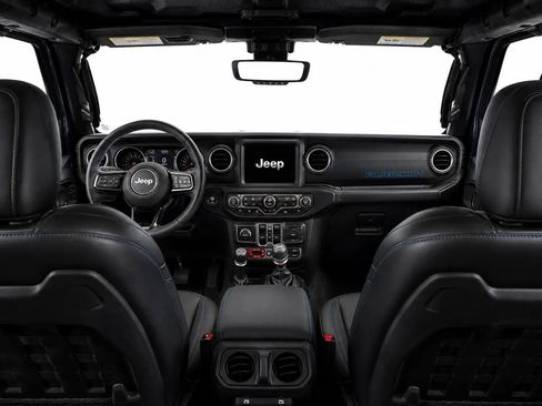 Used 2023 Jeep Wrangler Unlimited Rubicon 4xe w/ Steel Bumper Group AWD/4WD image 10