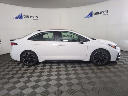 Used 2025 Toyota Corolla FX w/ Convenience Package FWD image 9