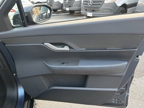 Used 2023 Fisker Ocean One image 30