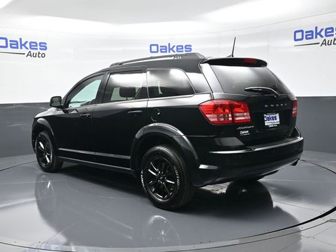 Used 2020 Dodge Journey SE w/ SE Popular Equipment Group image 5