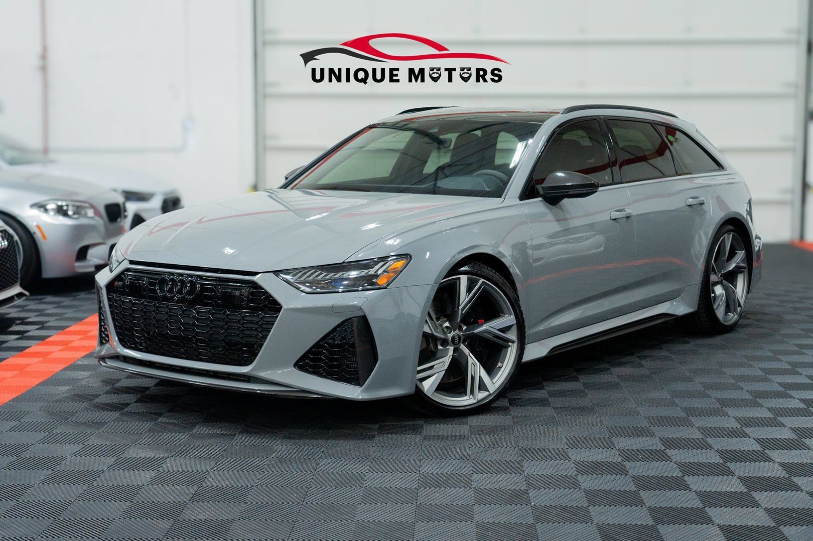 Used 2022 Audi RS 6 w/ Carbon Optic Package AWD/4WD image 1