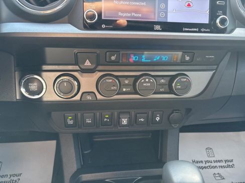 Used 2023 Toyota Tacoma TRD Off-Road w/ TRD Premium Off Road Package image 21