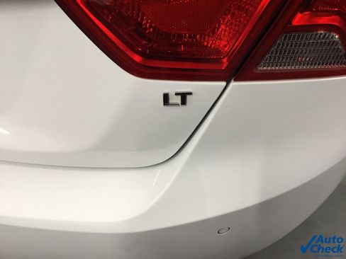 Used 2016 Chevrolet Impala LT w/ Convenience Package image 15