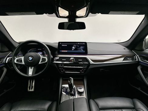 Used 2023 BMW M550i xDrive M550i xDrive w/ Executive Package image 8