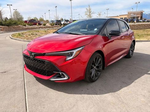 Used 2026 Toyota Corolla XSE FWD image 3