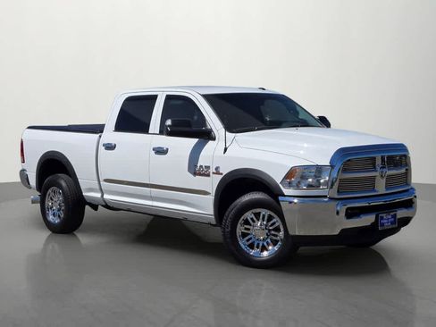 Used 2018 RAM 3500 Tradesman w/ Chrome Appearance Group RWD image 8