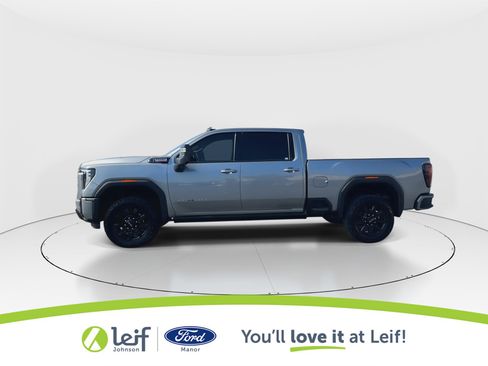 Used 2024 GMC Sierra 2500 AT4 w/ Technology Package image 5