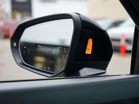 Used 2024 Audi Q3 2.0T Premium Plus w/ Premium Plus Package image 41