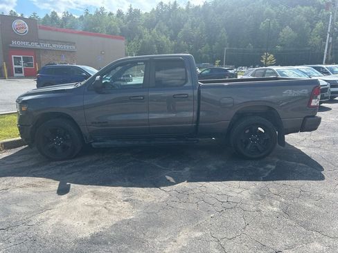 Used 2020 RAM 1500 Big Horn AWD/4WD image 4