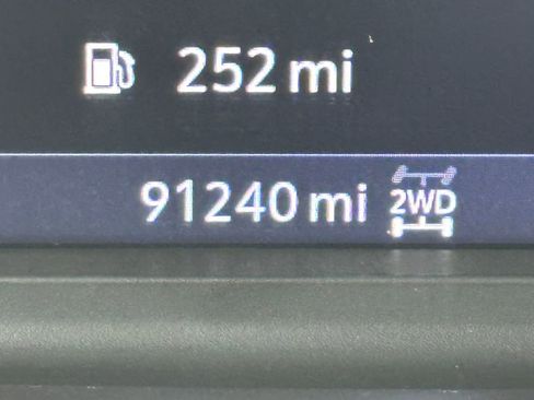 Used 2020 Chevrolet Silverado 1500 RST image 33