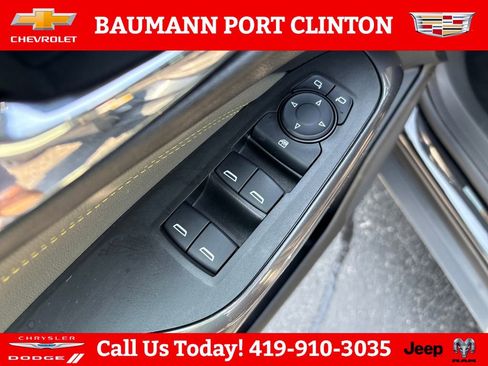 Used 2025 Chevrolet Trax ACTIV w/ Sunroof Package FWD image 12