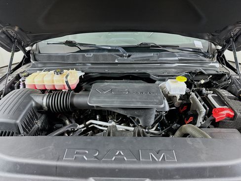 Used 2022 RAM 1500 Big Horn AWD/4WD image 30
